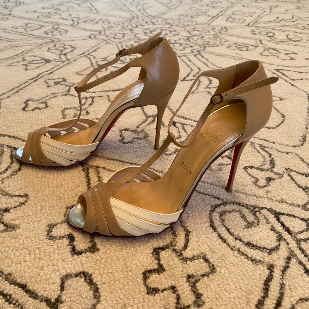 Christian Louboutin Tan and Cream Strappy Heels - Picture 4 of 11